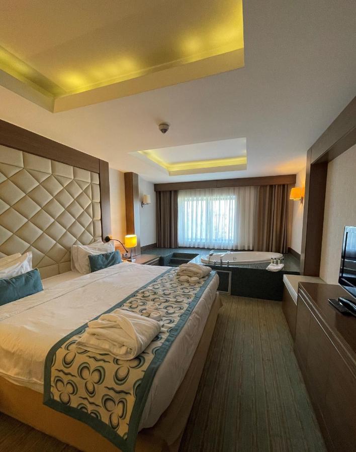 Mercure Istanbul Altunizade Exterior foto